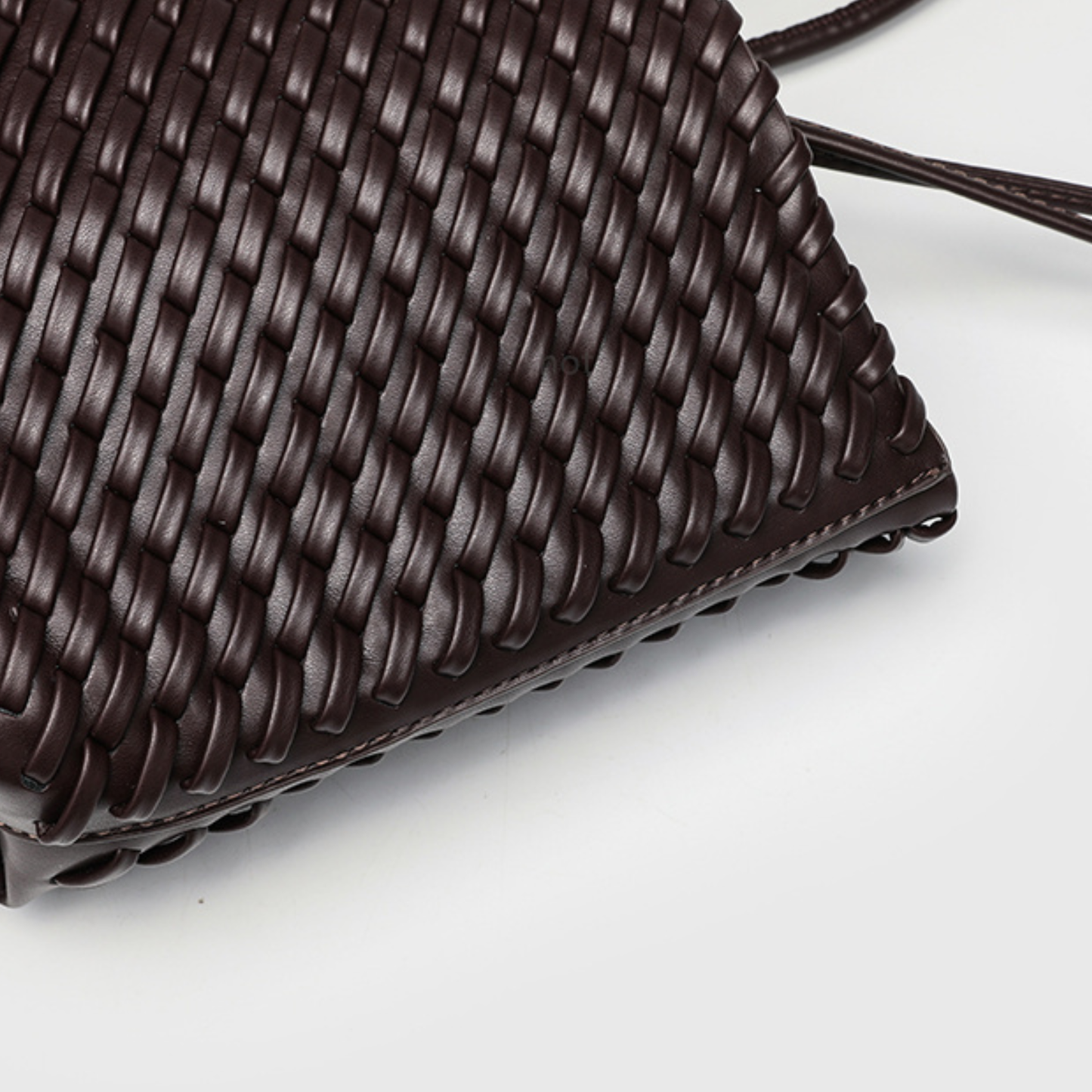 Heritage Interlace Bucket Tote