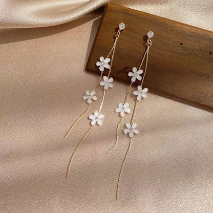 Daffodil Earrings